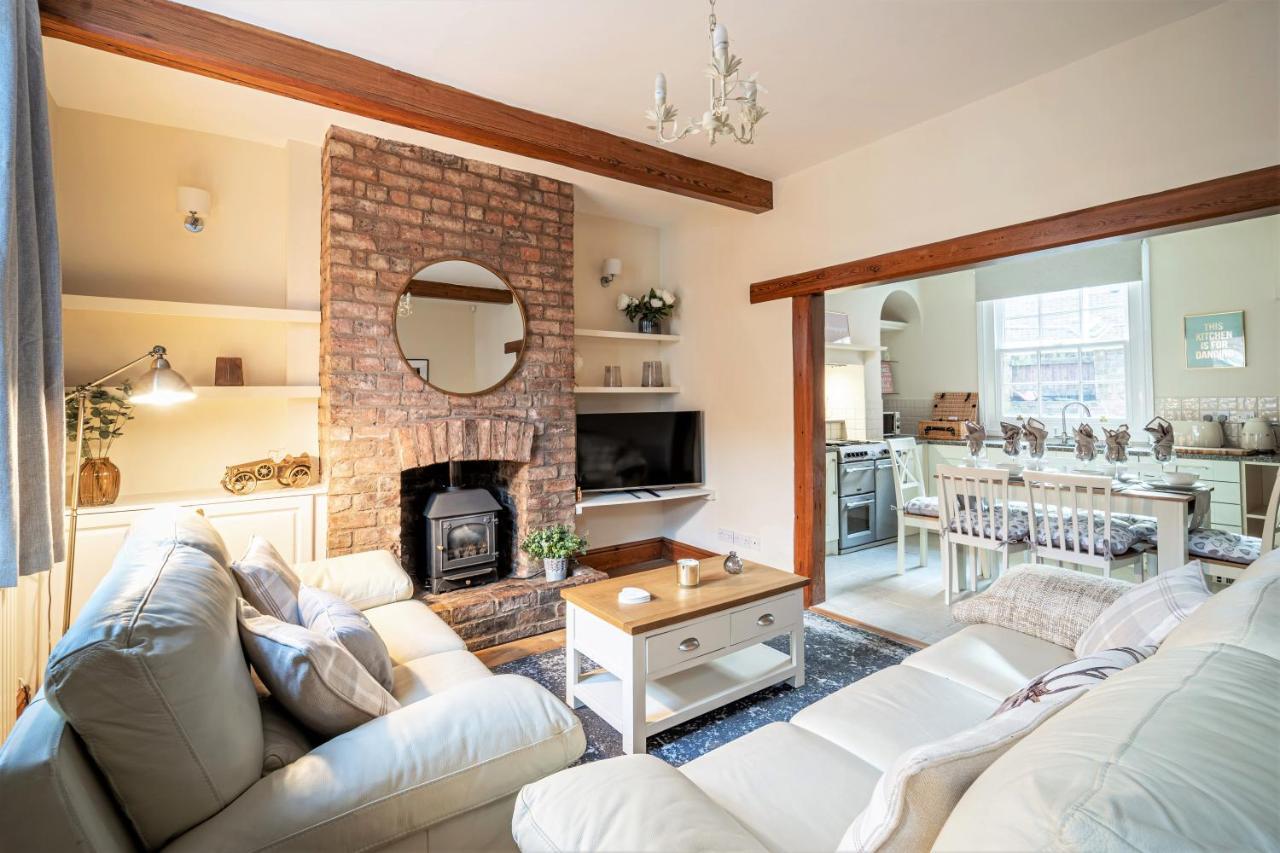 The Cottage In Chester, Sleeps 6 With Free Parking Zewnętrze zdjęcie